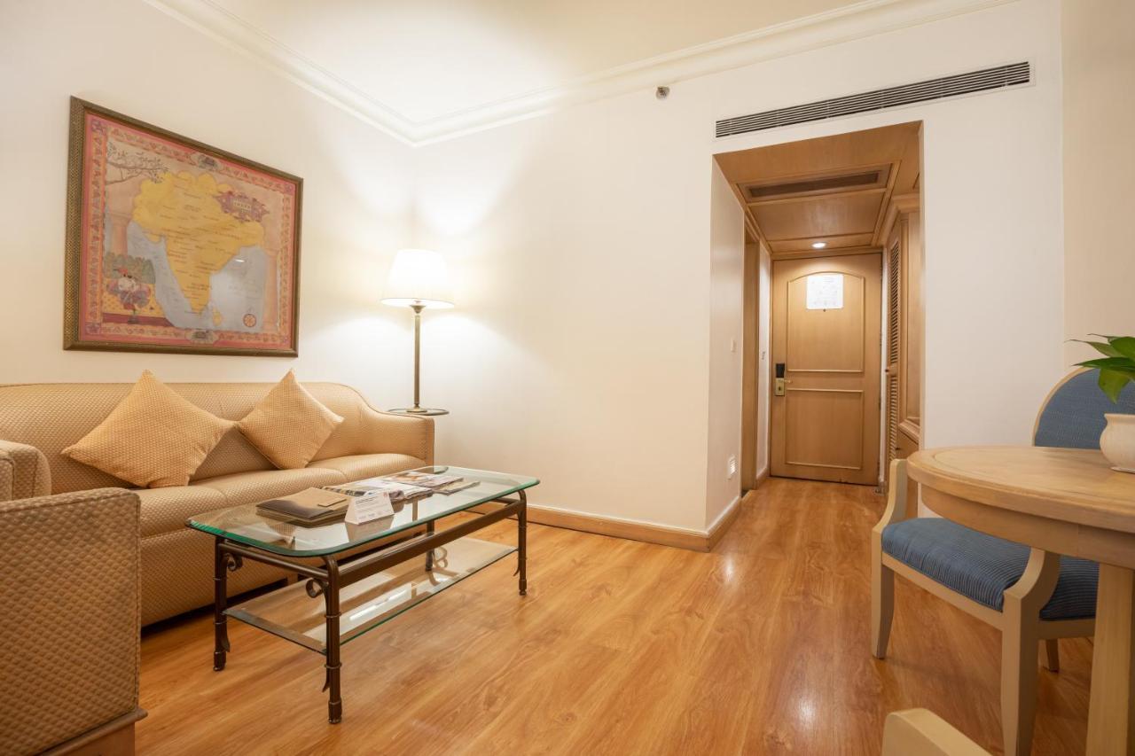 The Orchid Hotel Mumbai Vile Parle Екстер'єр фото A suite at the Taj Mahal Palace, Mumbai
