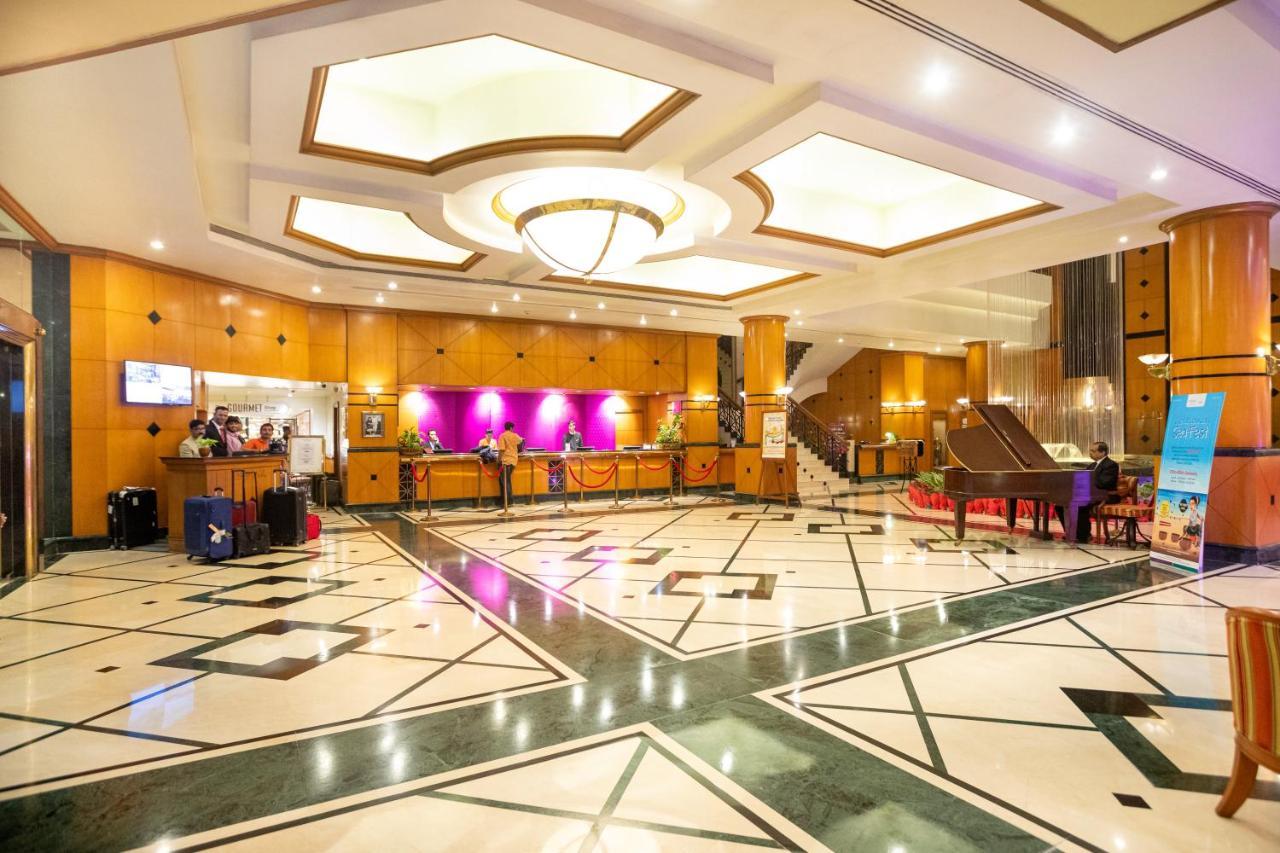 The Orchid Hotel Mumbai Vile Parle Екстер'єр фото Lobby